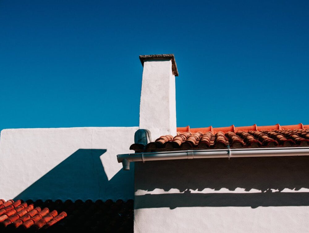 Como garantir um telhado durável para sua residência