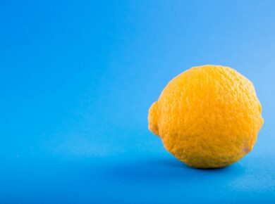 Para os benefícios da alimentação consciente e seus impactos, ao comer com atenção plena, você melhora a digestão, reduz o es