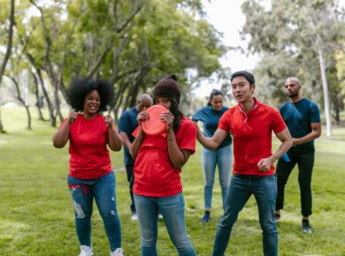 Ultimate Frisbee: O Esporte com 'U' Que Revoluciona o Jogo Coletivo — esporte com u | Por Dentro da Notícia
