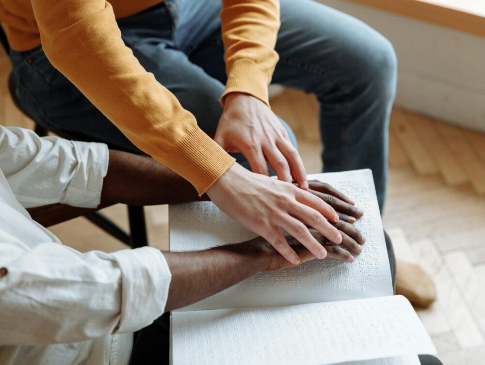 Para mentoria para desenvolvimento de carreira, é crucial buscar um profissional experiente que possa guiar seus passos, ofer