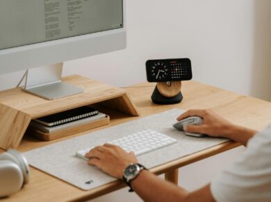 Para **vagas de emprego home office**, explore plataformas especializadas e sites de empresas que valorizam o trabalho remoto